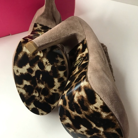 Betsey Johnson rose blush platform pinup retro tan nude shoe heels booties model - Picture 8 of 12